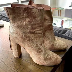 Gold metallic heeled booties